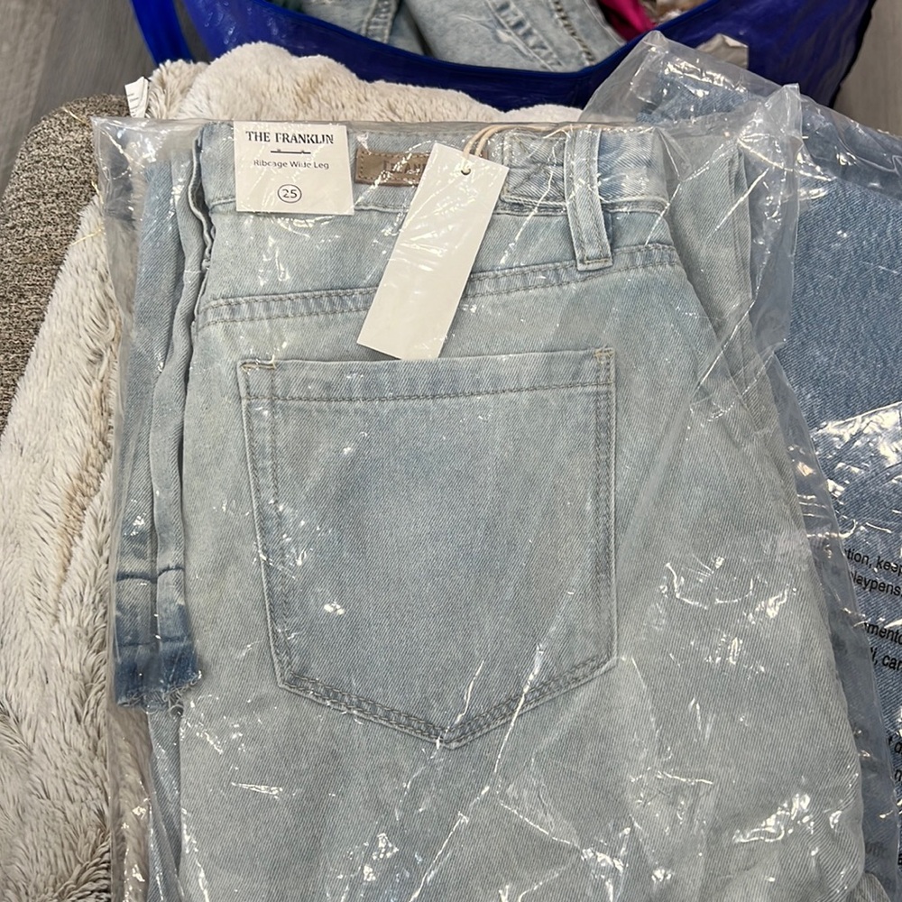 New BLANKNYC The Franklin Ribcage Wide Cage cargo - Picture 2 of 4